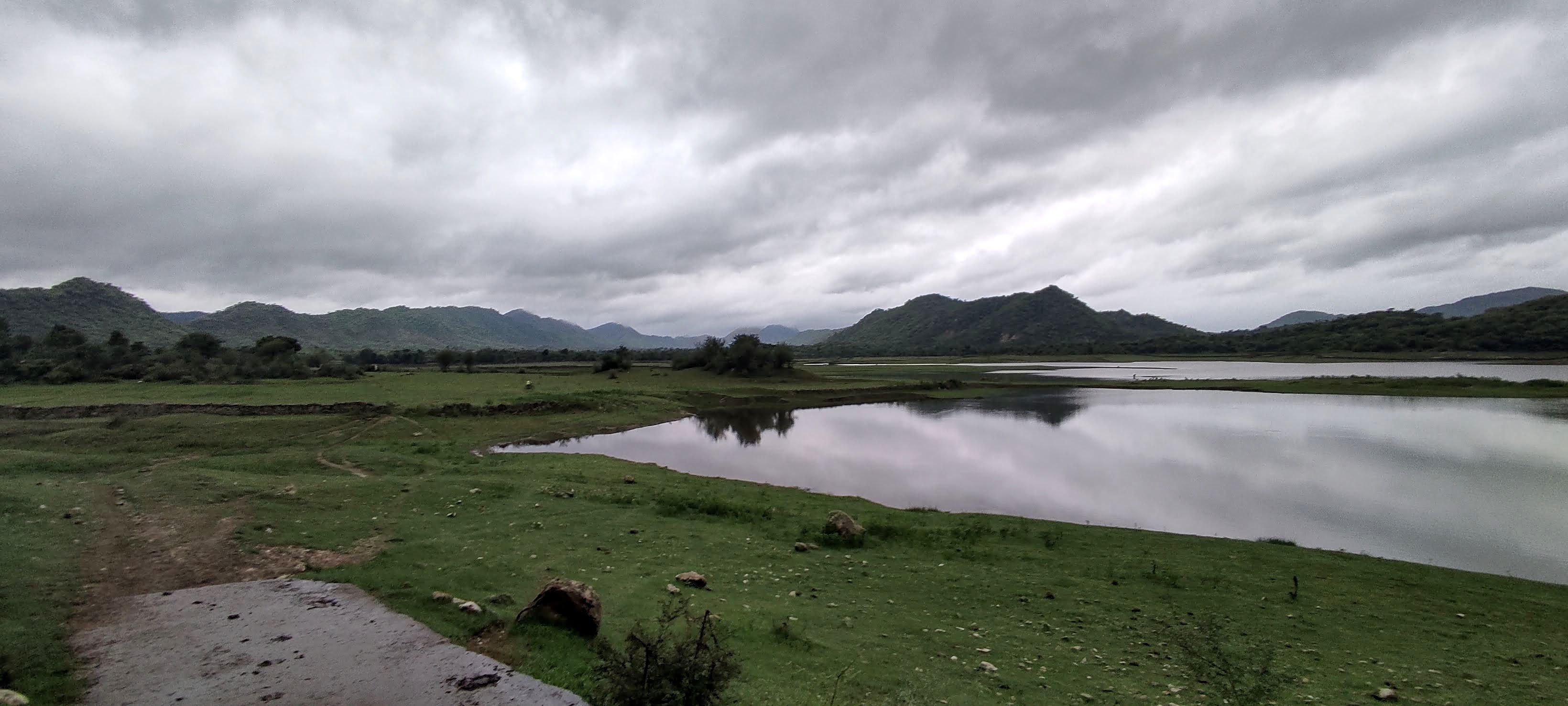 Bhootiya Lake near Adwas