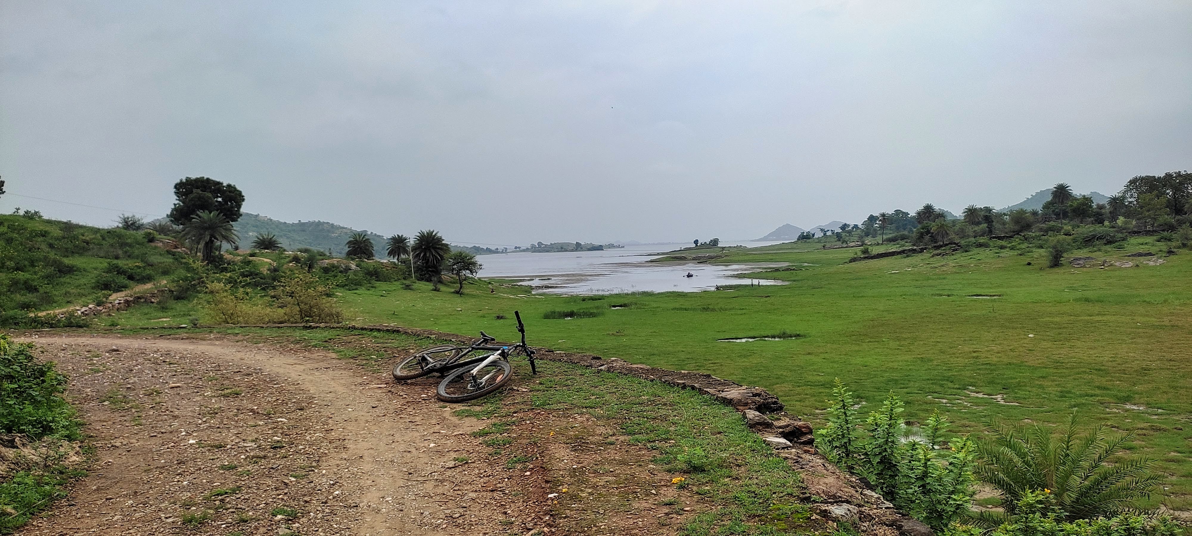 Mountain Biking around the Jaisamand Lake